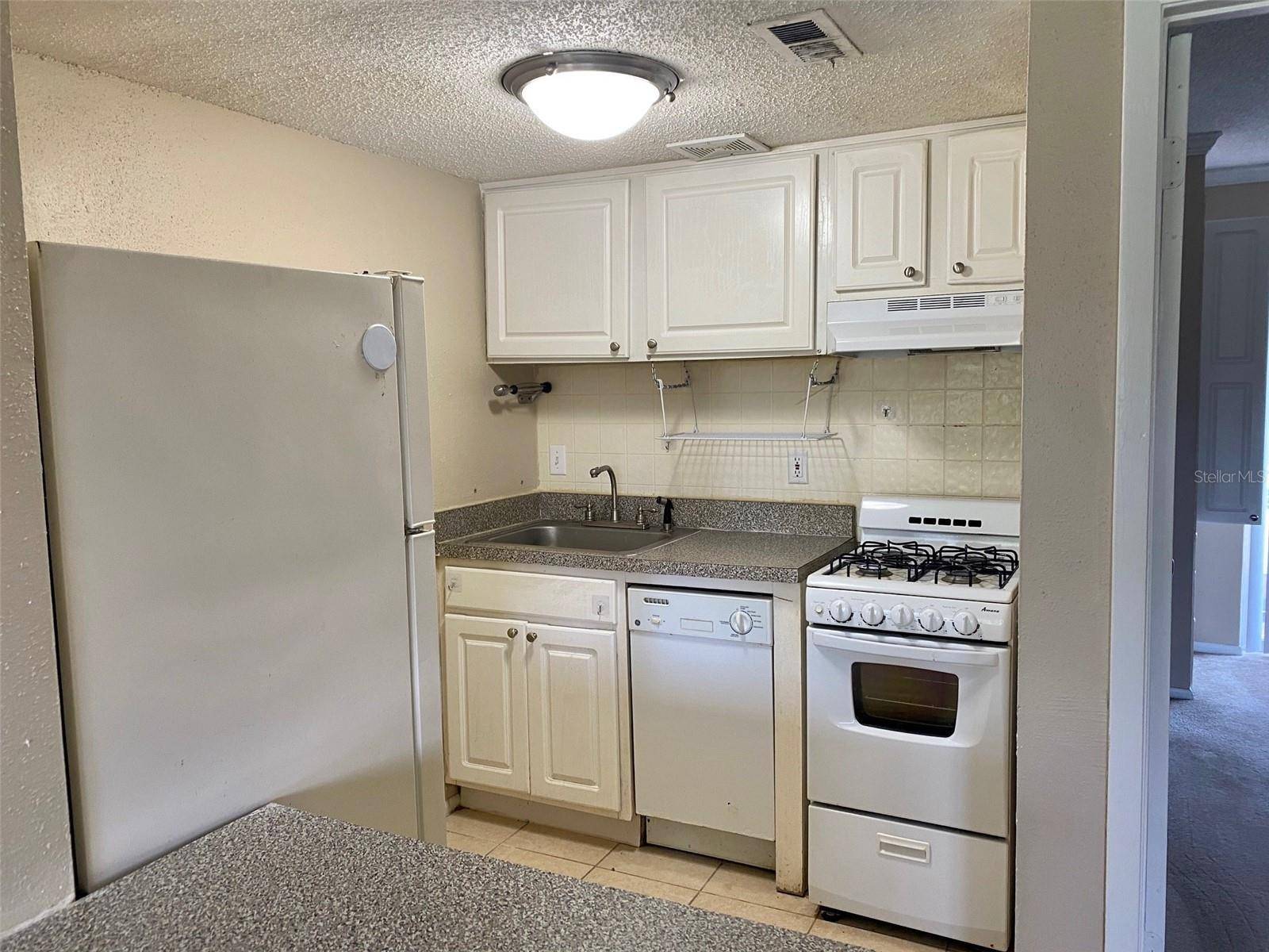 131 WATER FRONT WAY #230, Altamonte Springs, FL 32701