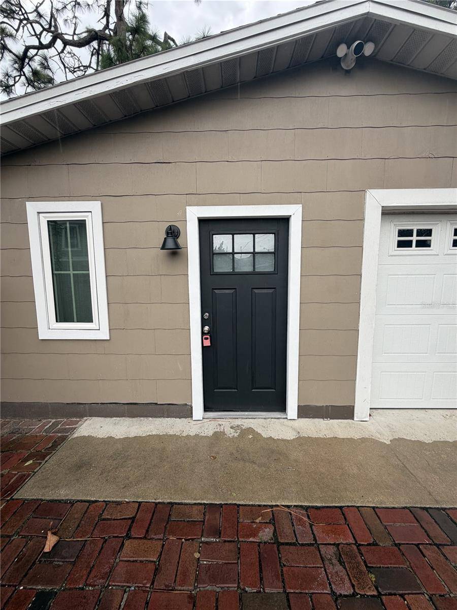 3241 12TH ST N, St Petersburg, FL 33704