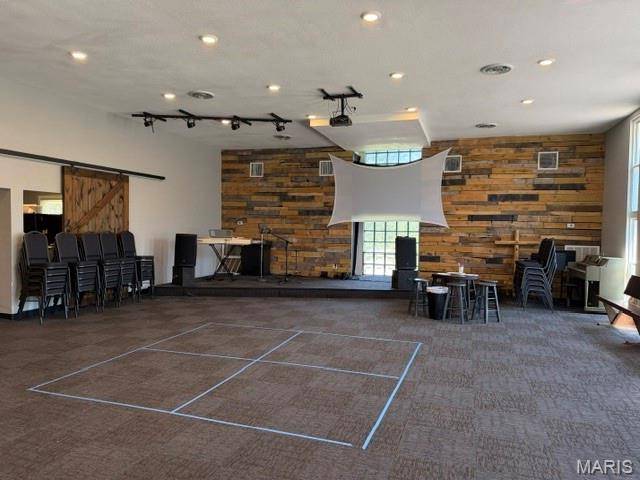 49 Circle WAY, St Peters, MO 63376