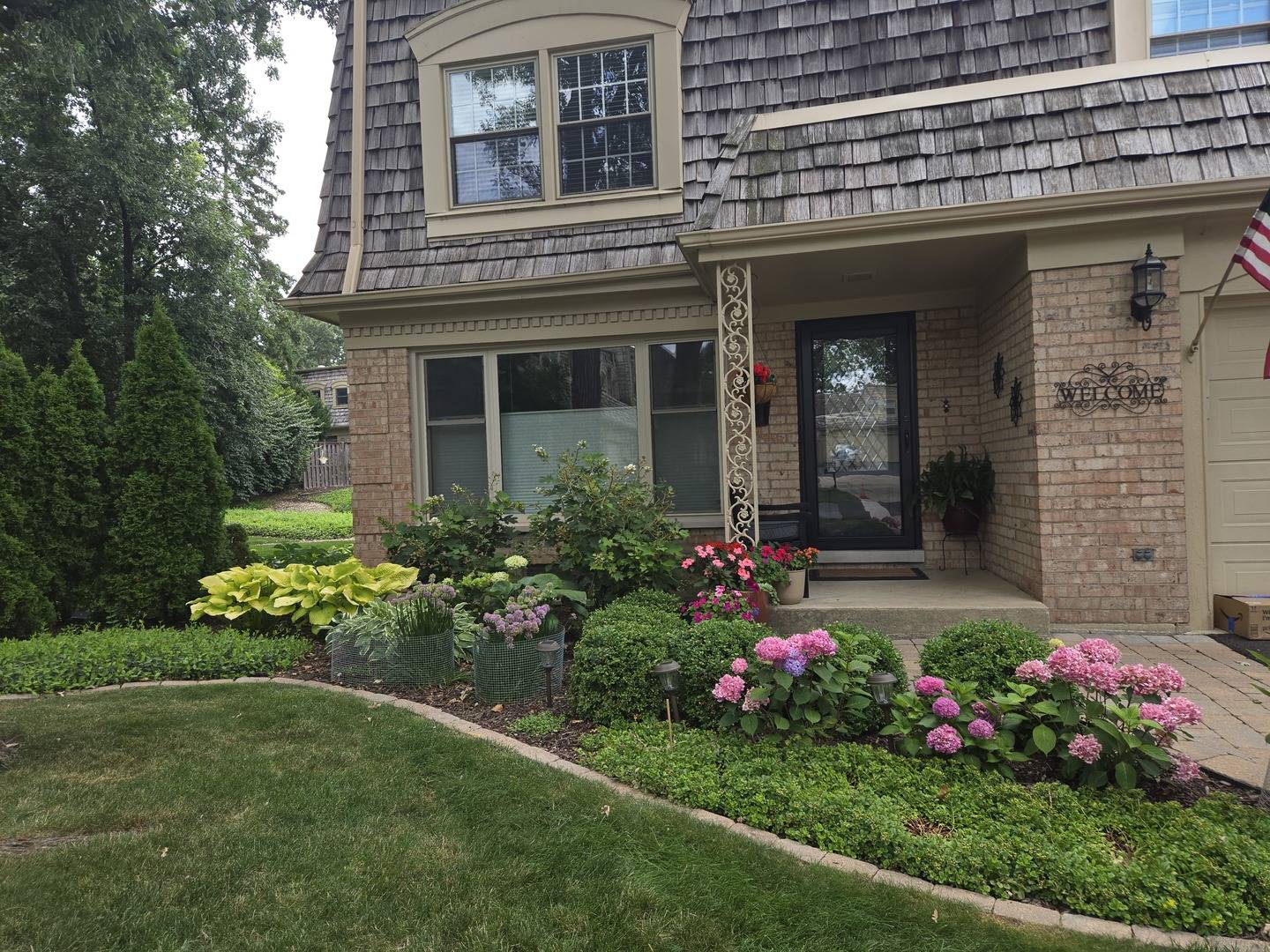 19w082 Avenue Barbizon, Oak Brook, IL 60523