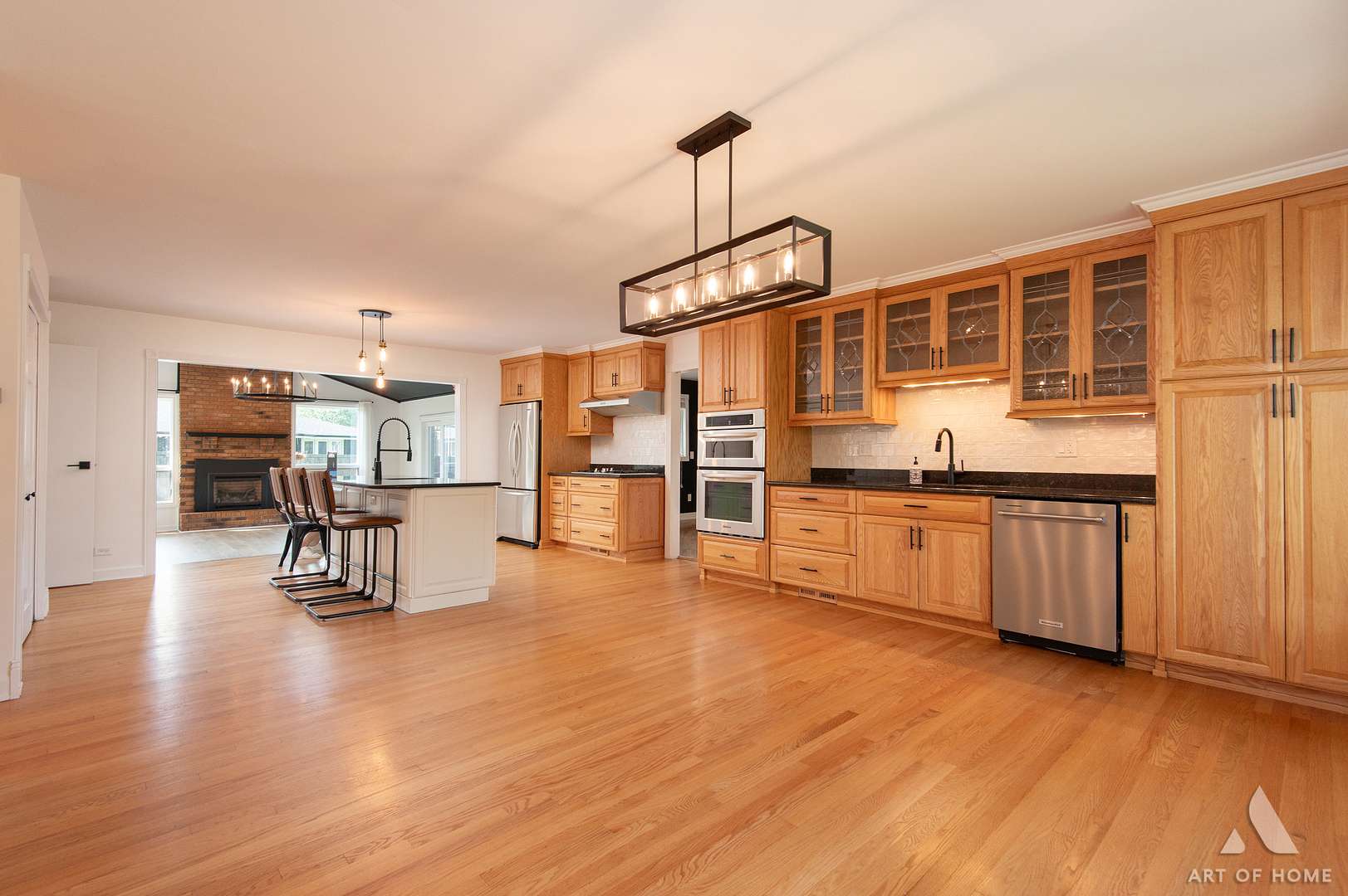 8545 Walnut AVE, Orland Park, IL 60462