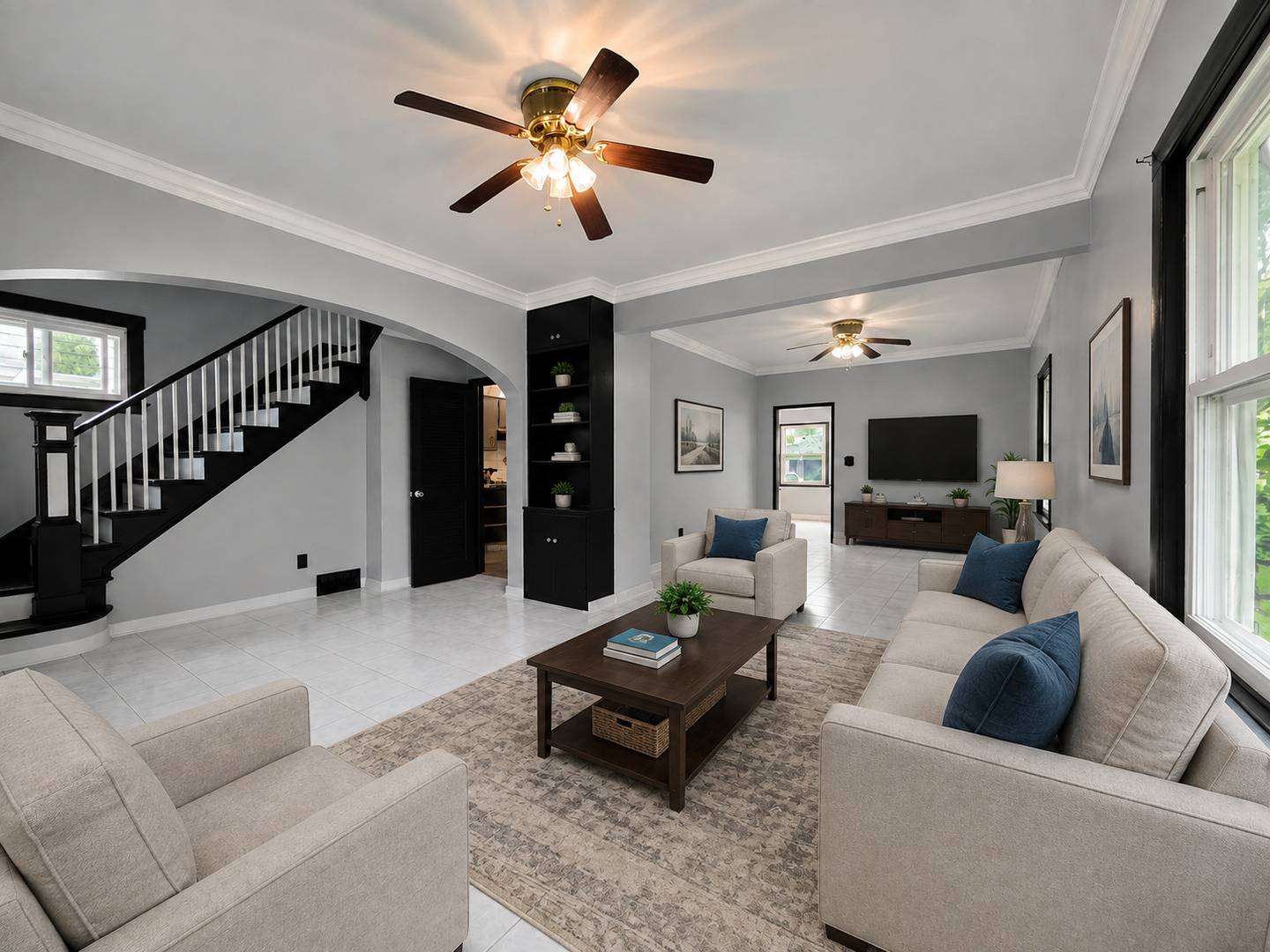 506 Barrett ST, Elgin, IL 60120
