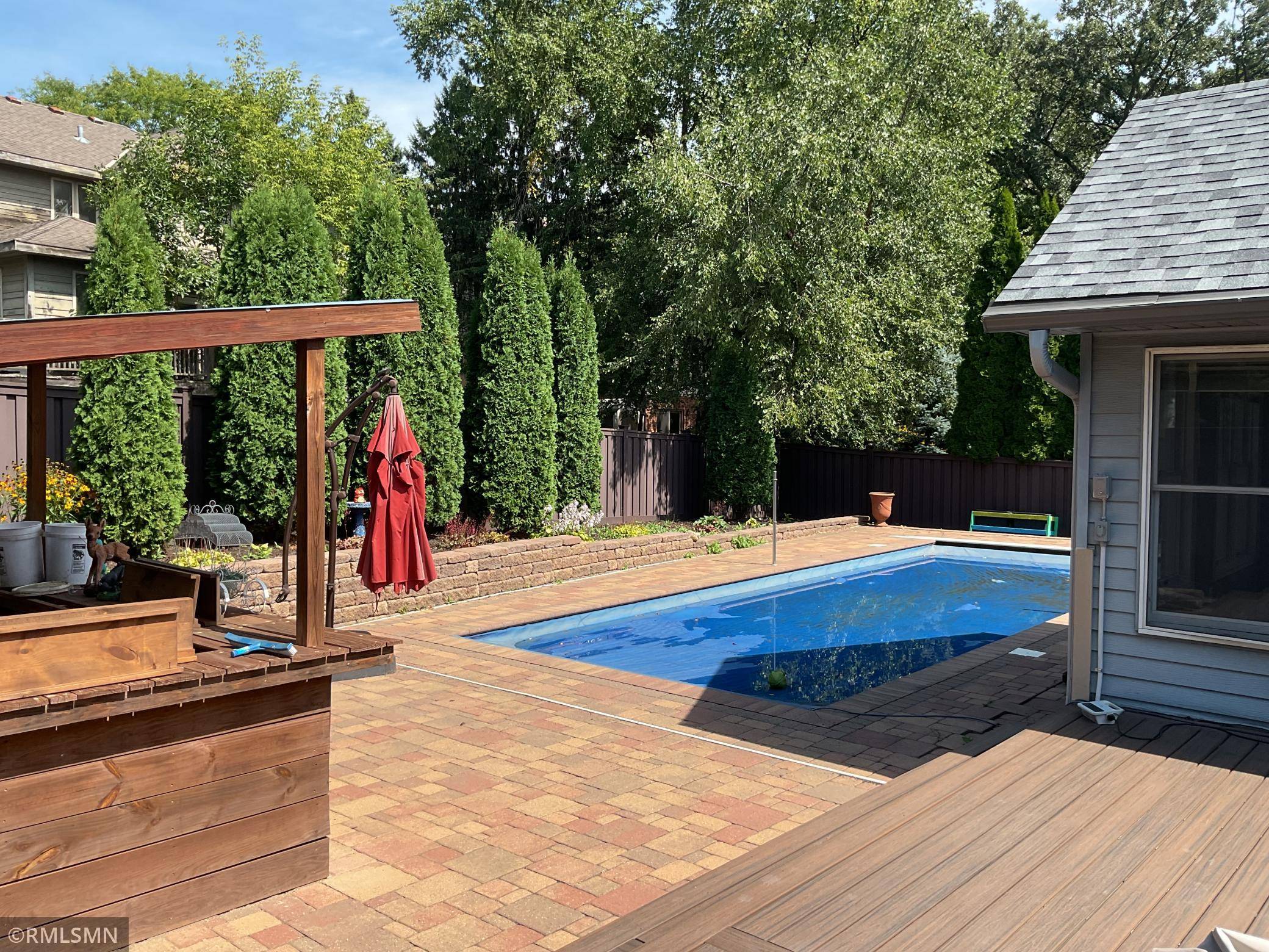2145 14th AVE E, North Saint Paul, MN 55109