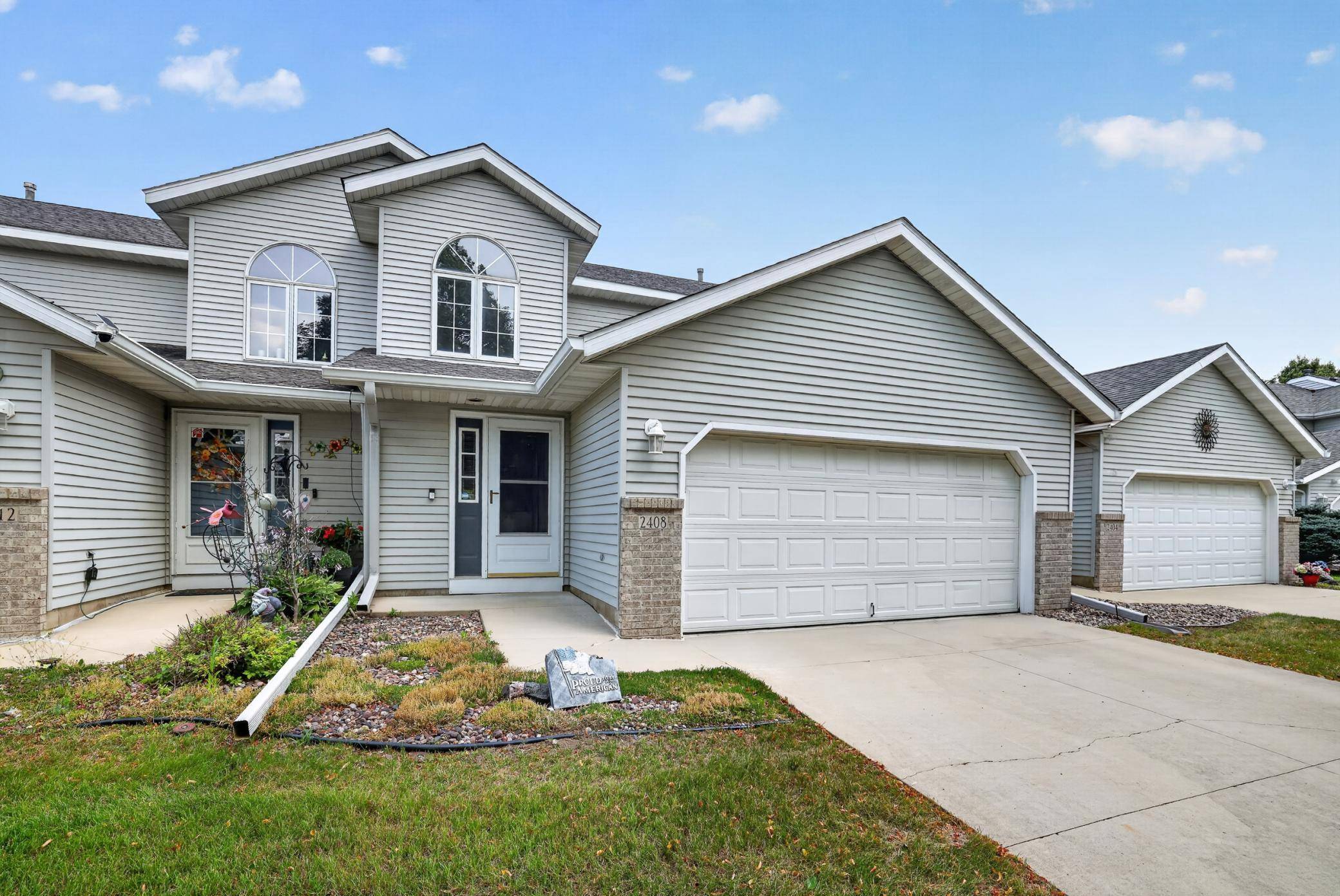 2408 Viola Heights DR NE, Rochester, MN 55906