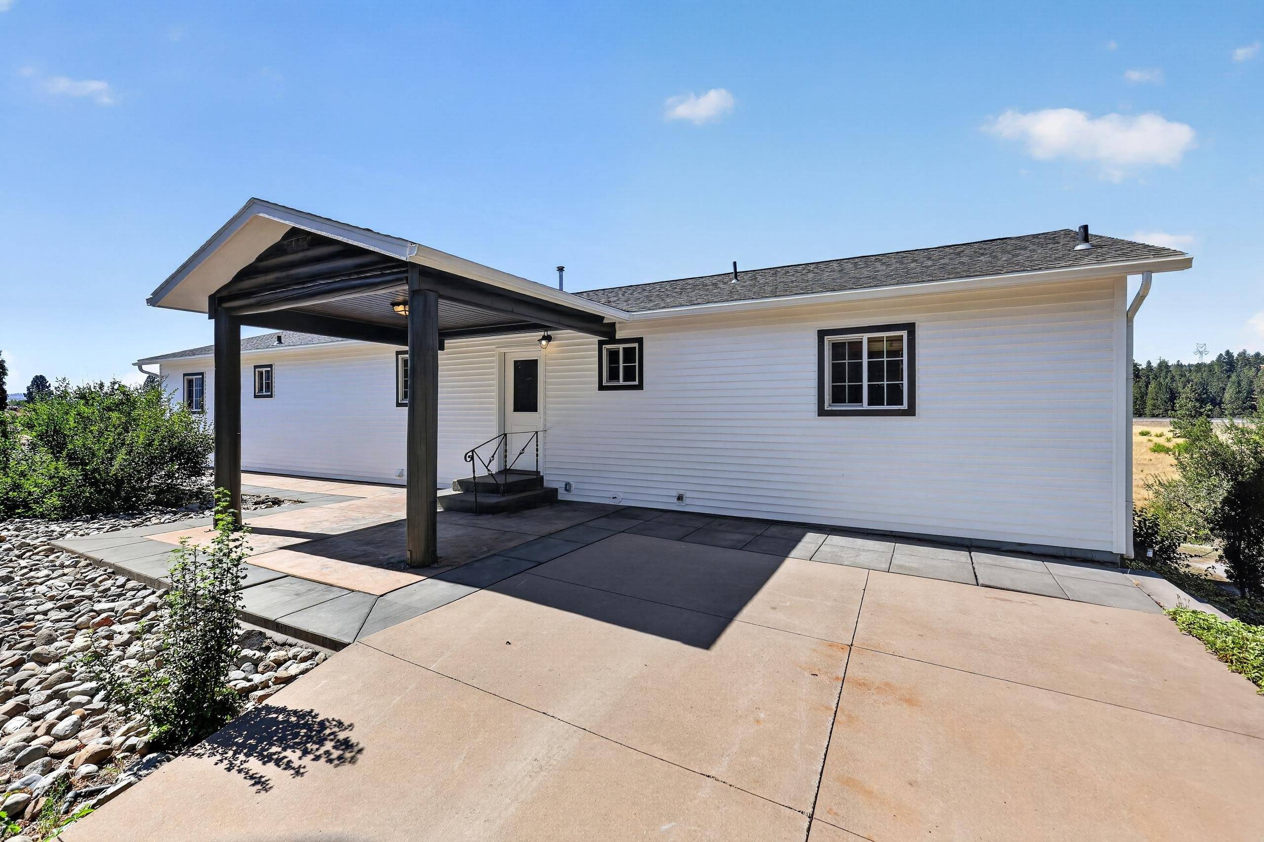 6225 N Malvern Rd, Otis Orchards, WA 99027