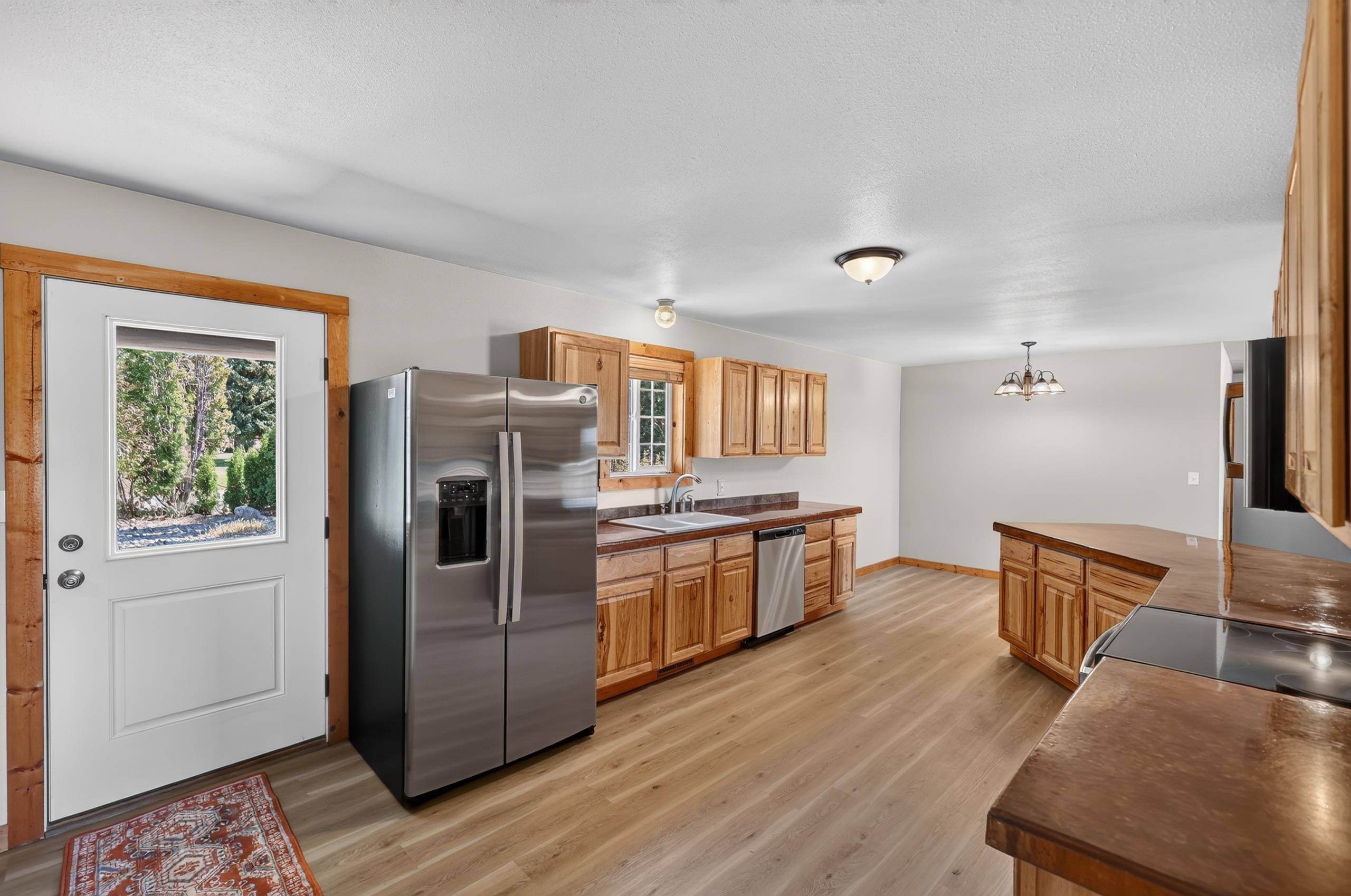 6225 N Malvern Rd, Otis Orchards, WA 99027