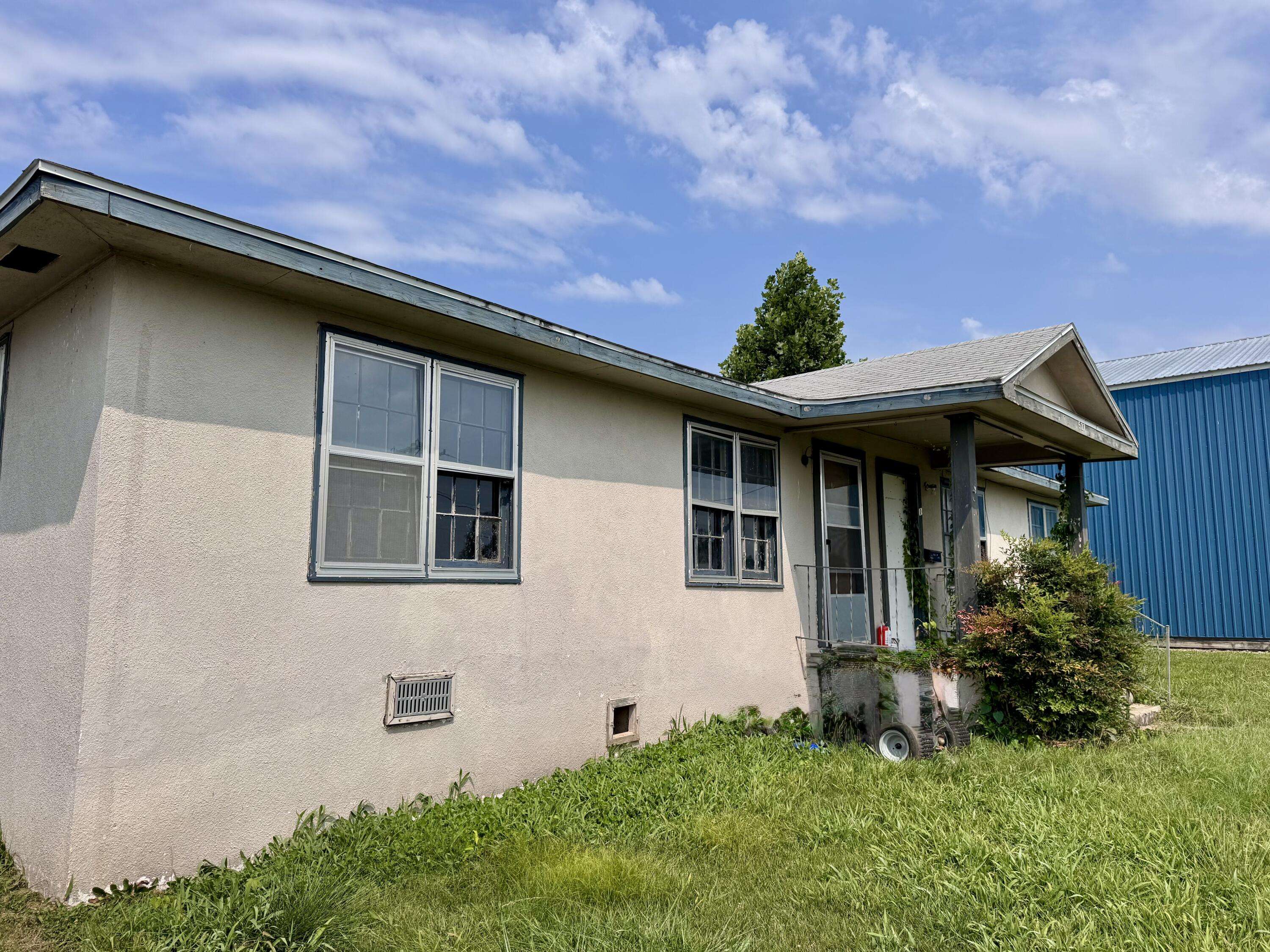 527 Spruce ST #A-B-C, Cabool, MO 65689