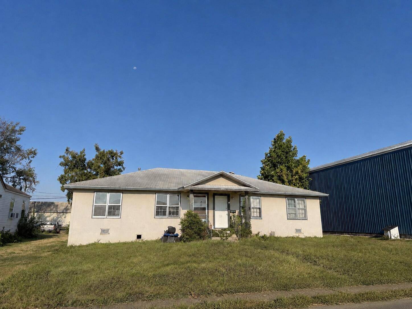 527 Spruce ST #A-B-C, Cabool, MO 65689