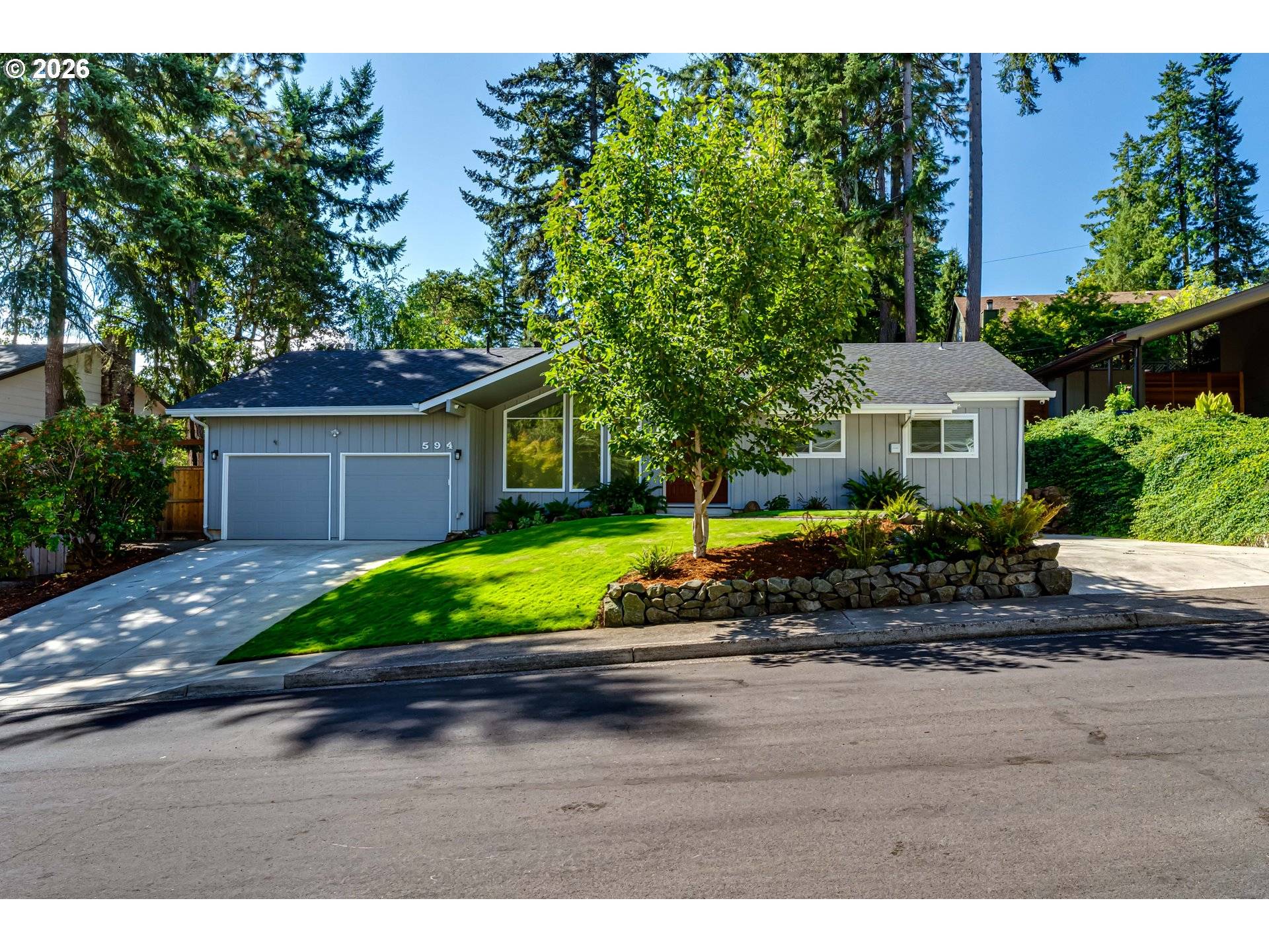 594 EMPRESS AVE, Eugene, OR 97405