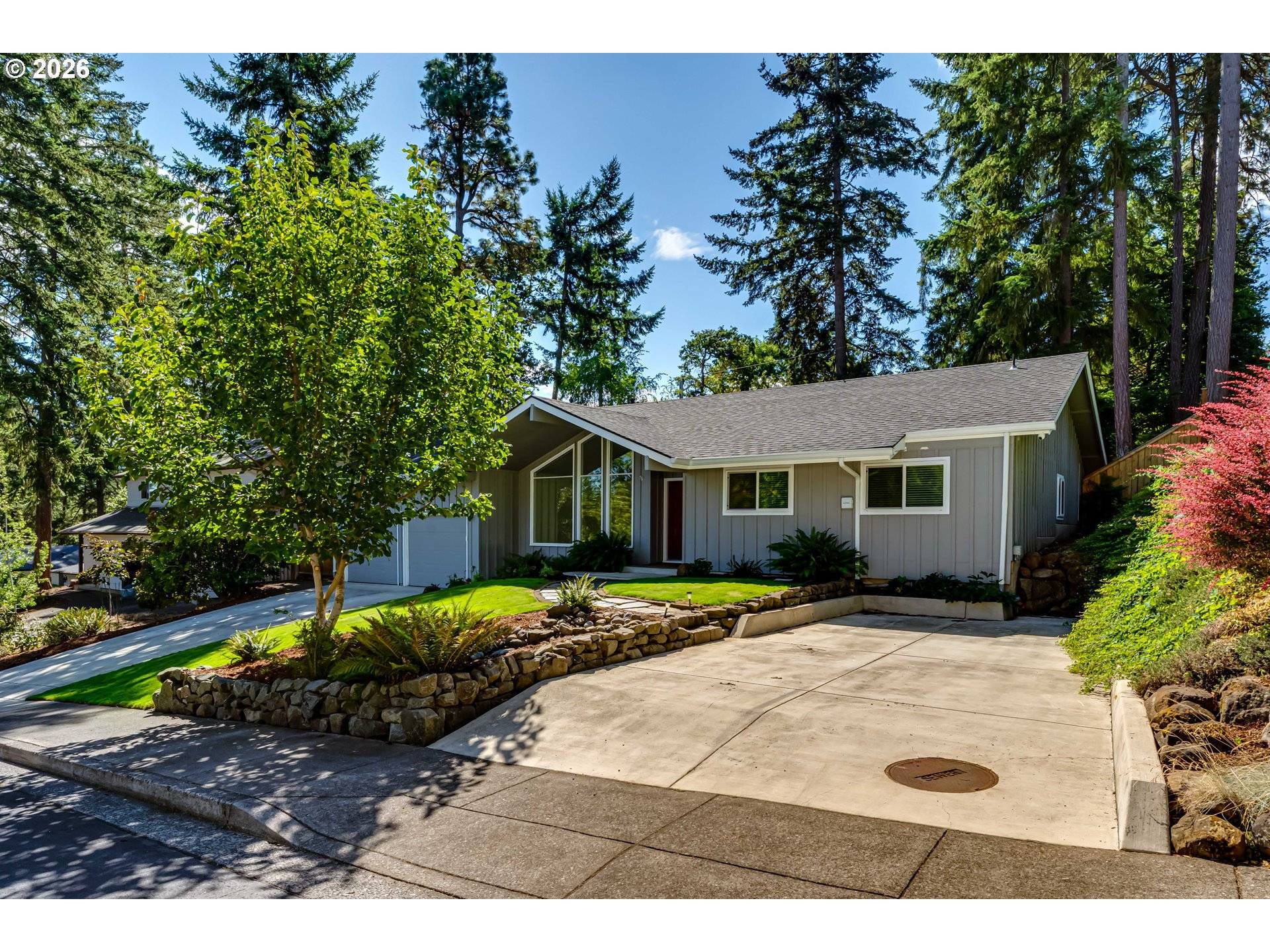 594 EMPRESS AVE, Eugene, OR 97405