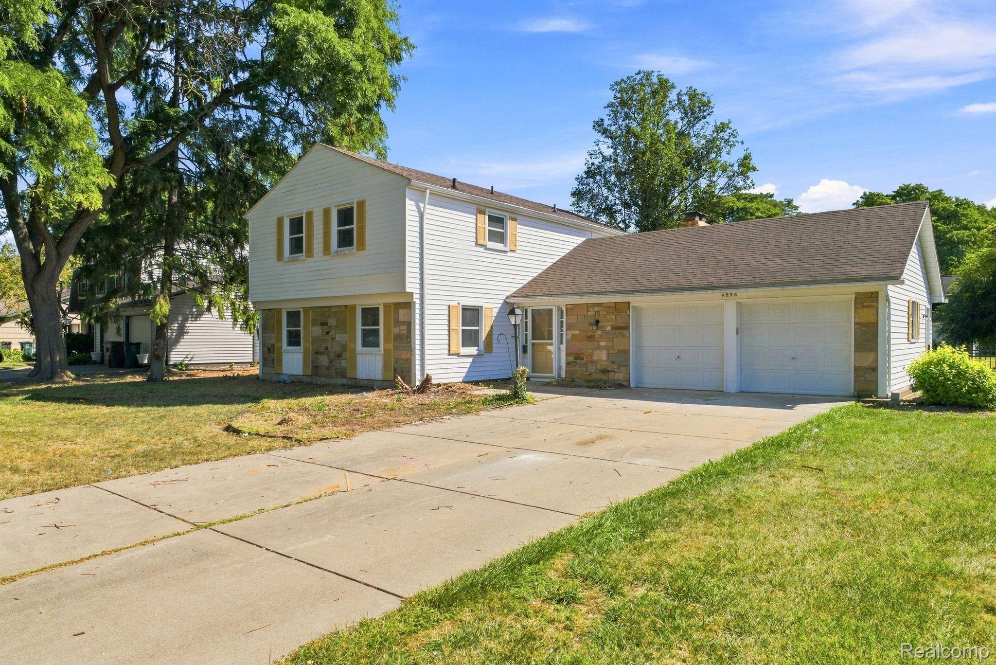 4856 Danbury DR, Troy, MI 48085