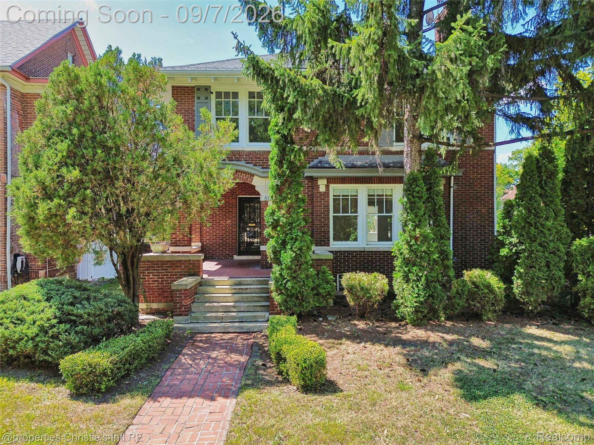 8177 La Salle BLVD, Detroit, MI 48206