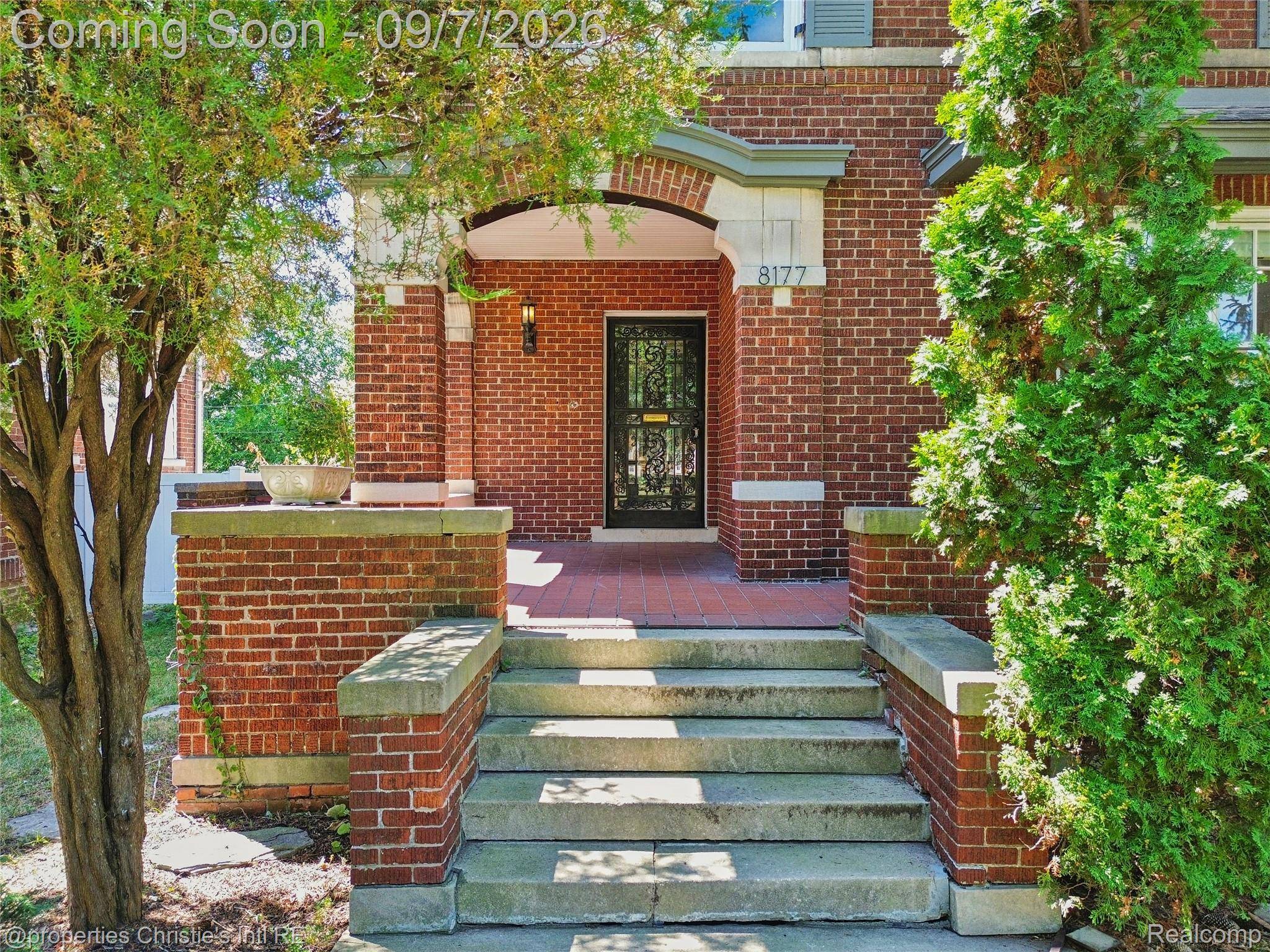 8177 La Salle BLVD, Detroit, MI 48206