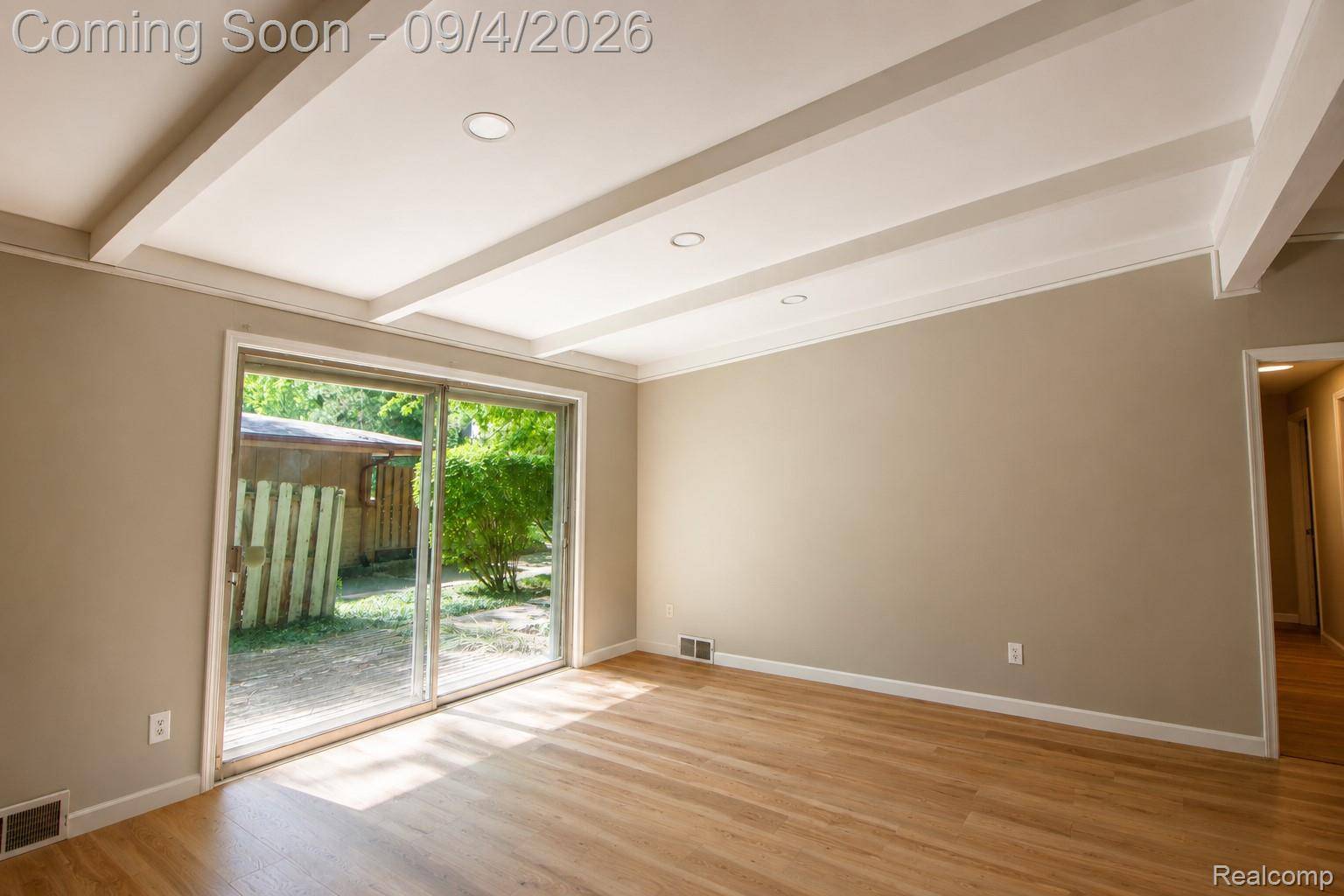 29905 Pleasant TRL, Southfield, MI 48076