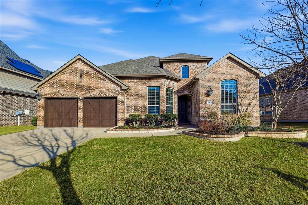 1008 W Bluff Way, Roanoke, TX 76262