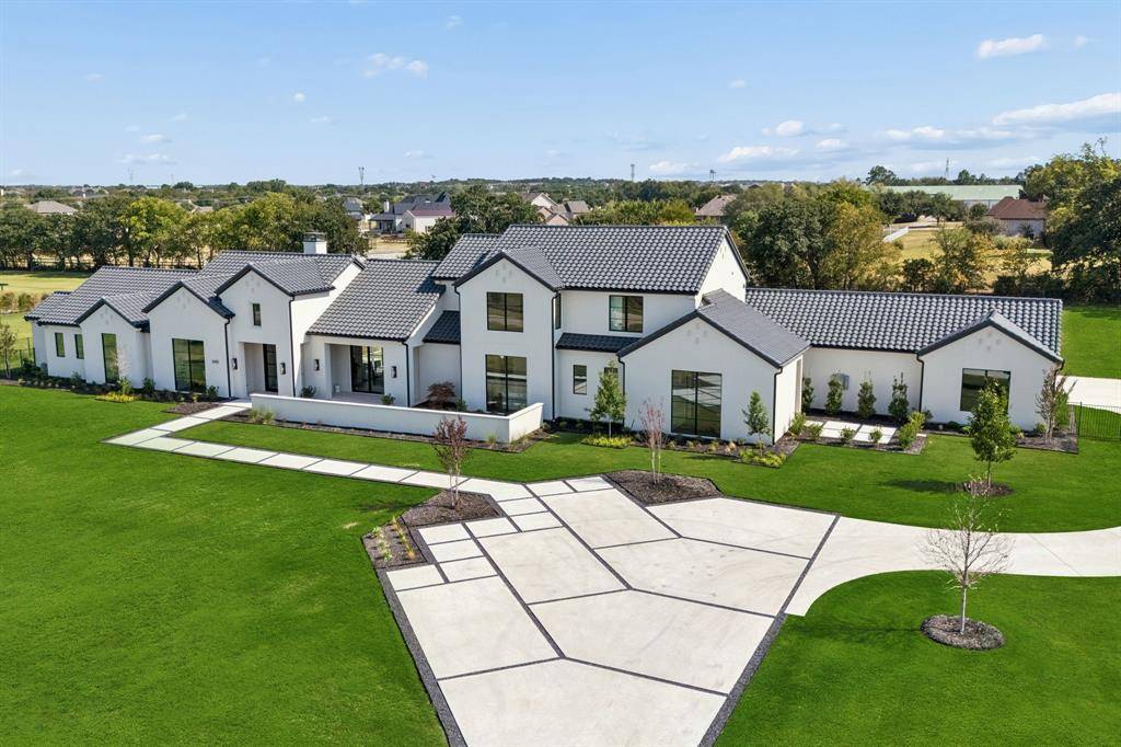 1410 Clydesdale Road, Bartonville, TX 76226