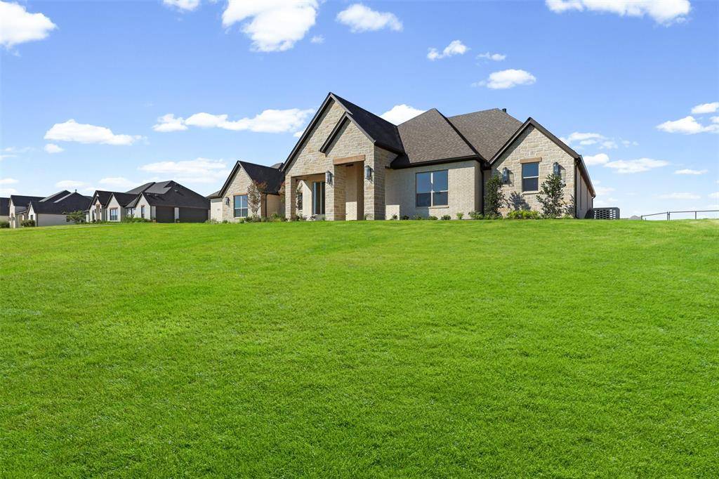241 Martin Drive, Granbury, TX 76049