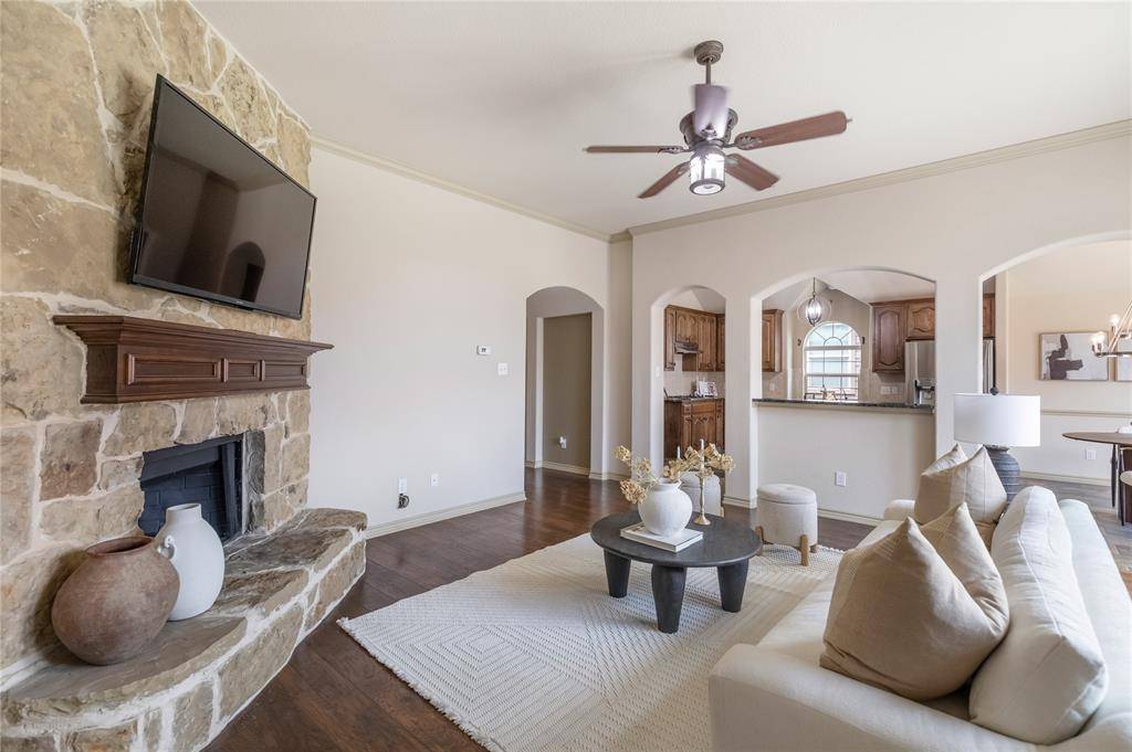 9628 Makiposa Lane, Fort Worth, TX 76177