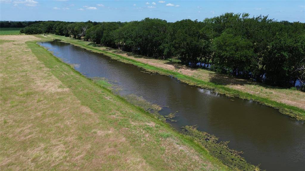 15901 County Road 1030, Blue Ridge, TX 75424