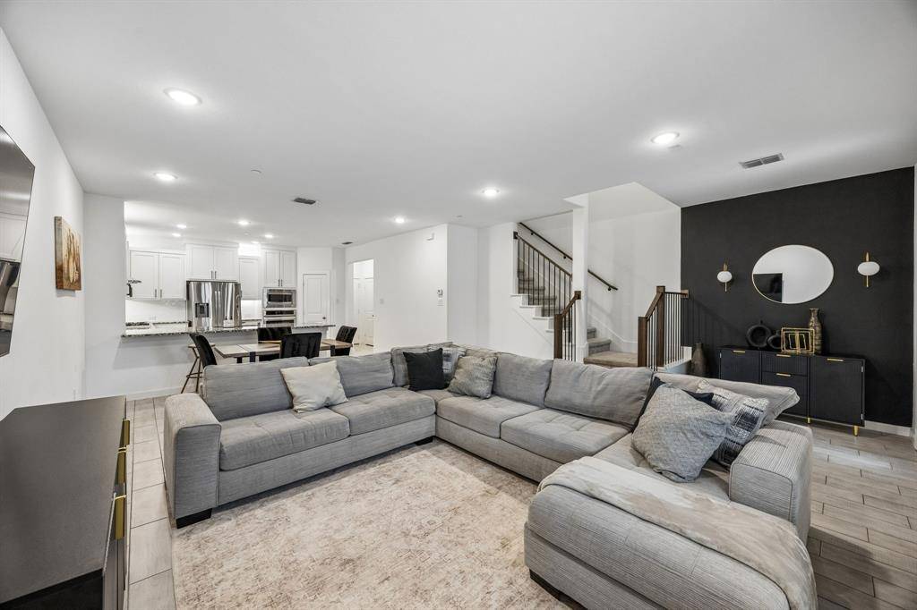 1425 Alberti Avenue, Plano, TX 75075
