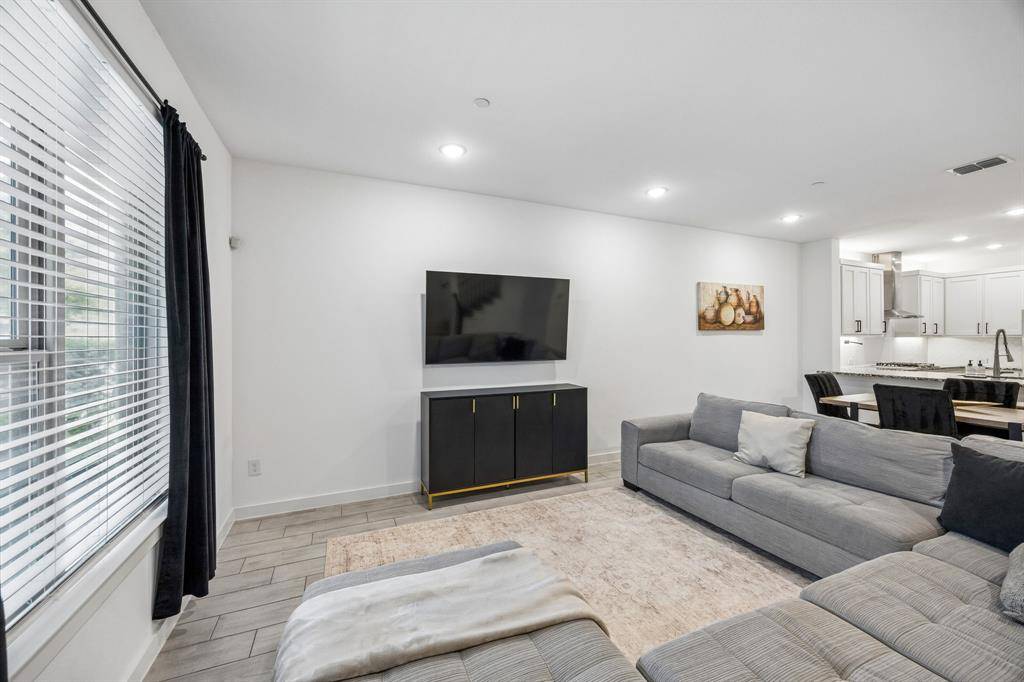 1425 Alberti Avenue, Plano, TX 75075