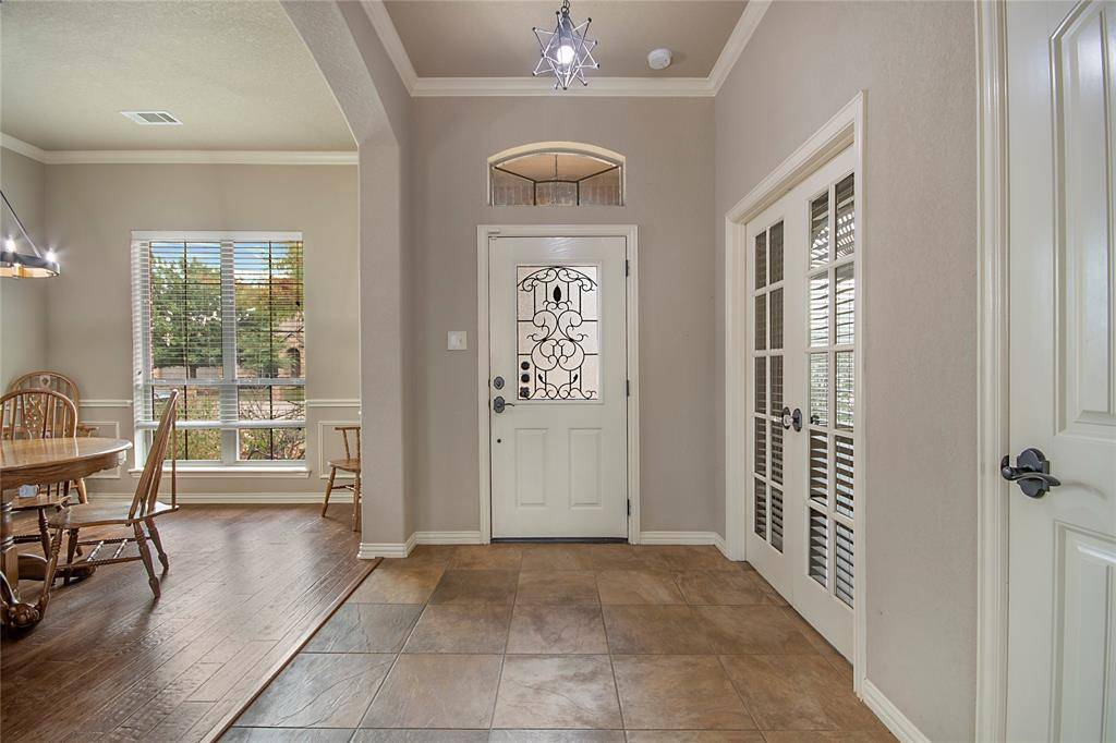 2505 Wichita Trail, Sanger, TX 76266