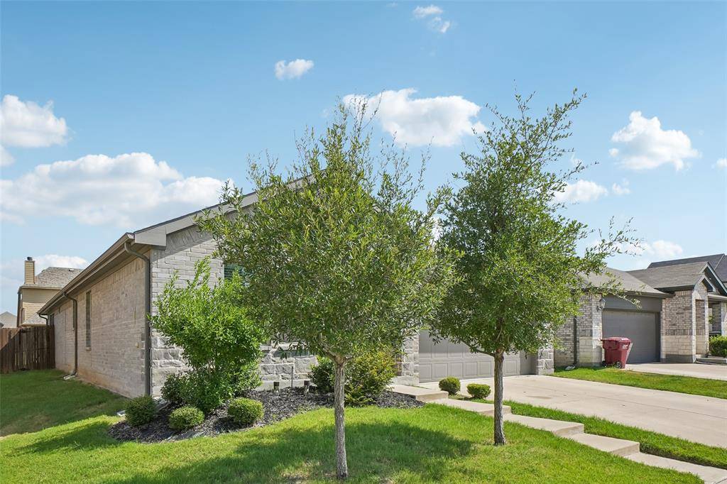 3254 Deckard Drive, Royse City, TX 75189
