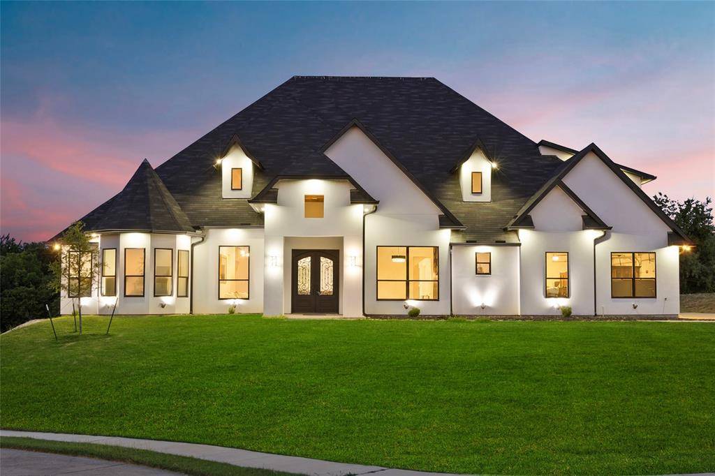 1107 Lily Court, Grand Prairie, TX 75104
