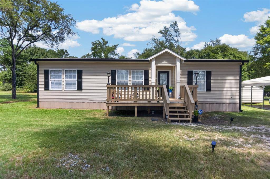 173 An County Road 2234, Palestine, TX 75803