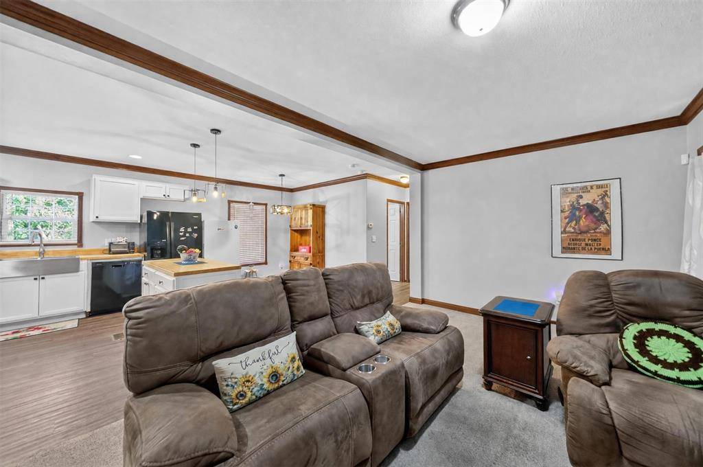 173 An County Road 2234, Palestine, TX 75803