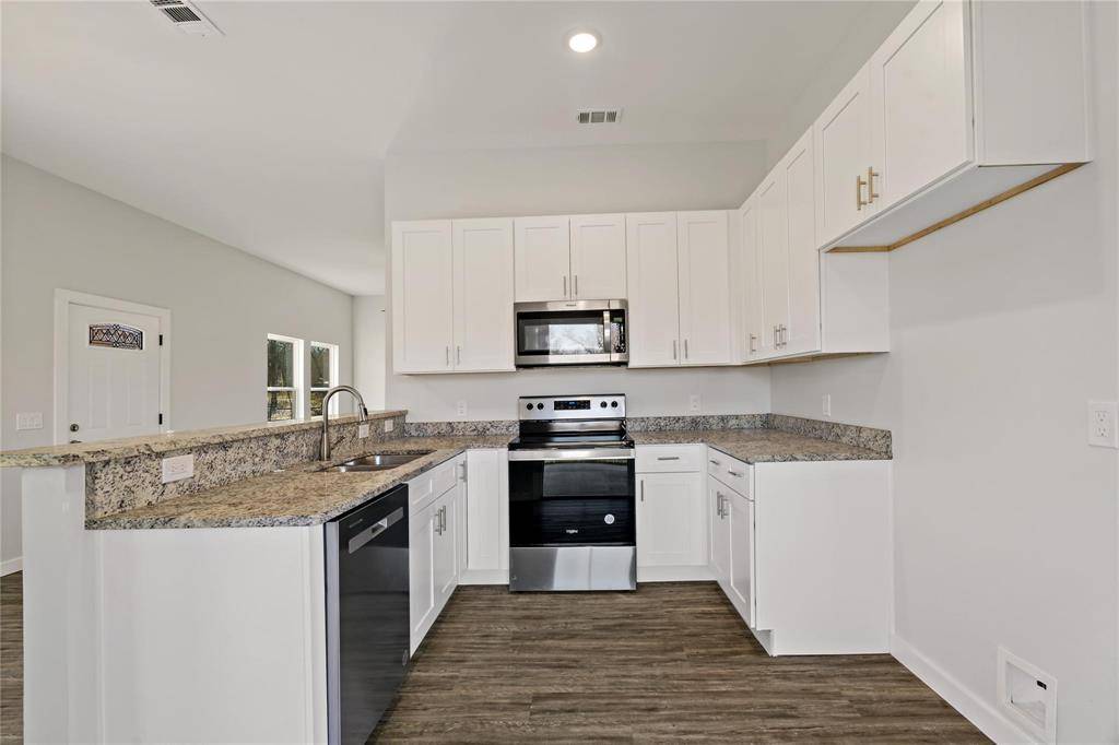 1420 FITZHUGH NE, Paris, TX 75460