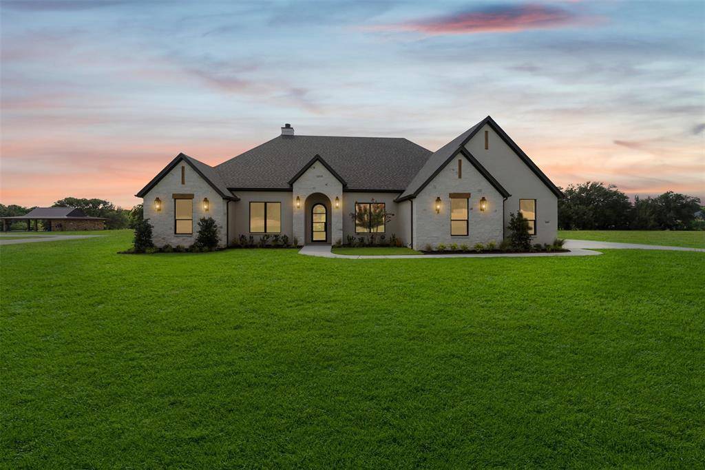 509 Acorn Trail, Granbury, TX 76049