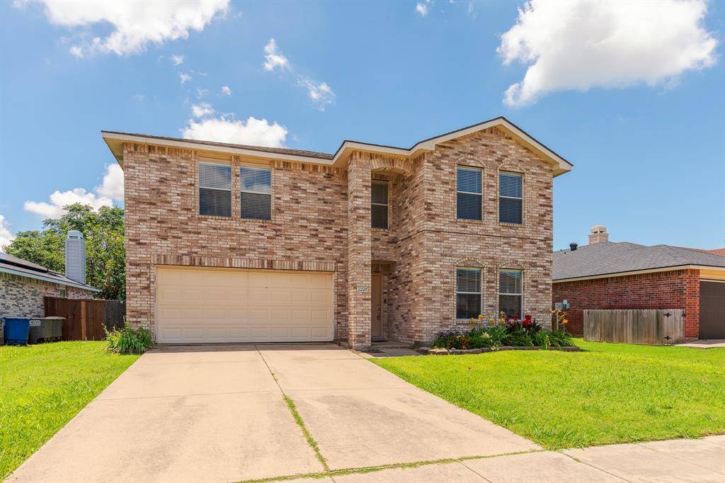 2228 Bradford Pear Drive, Little Elm, TX 75068