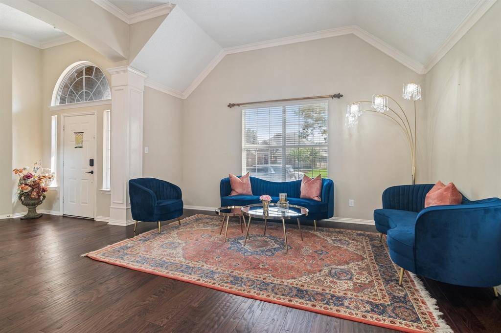 305 Andre Drive, Irving, TX 75063