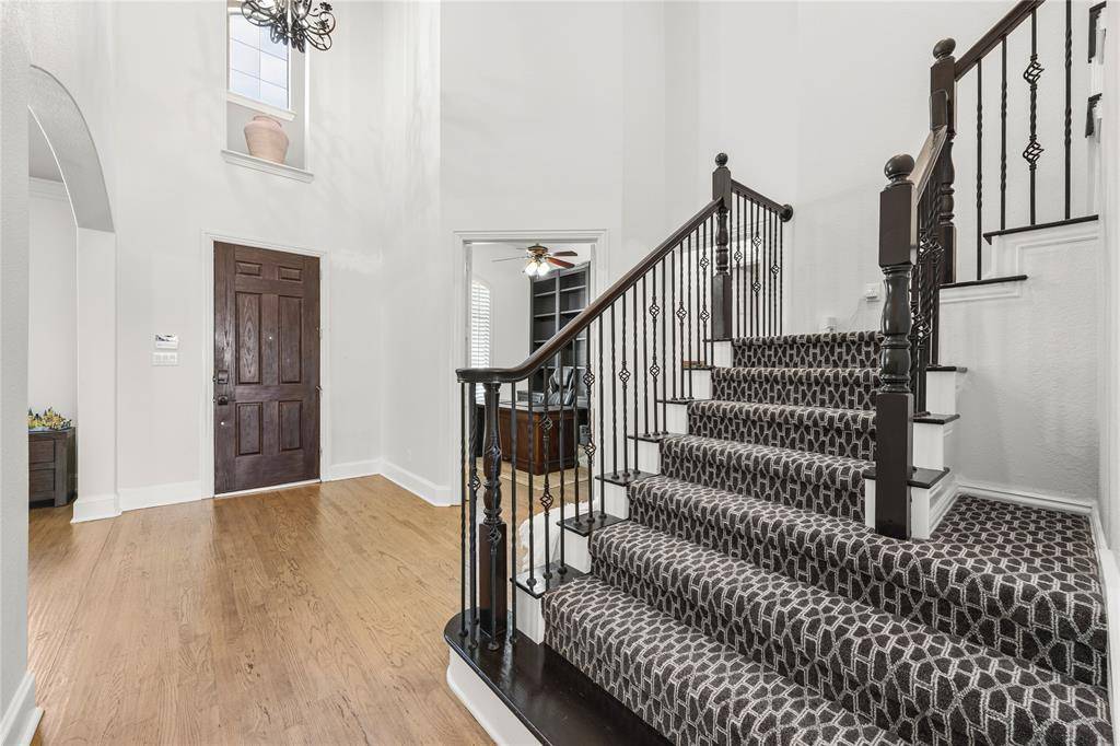 10974 Apple Valley Drive, Frisco, TX 75033