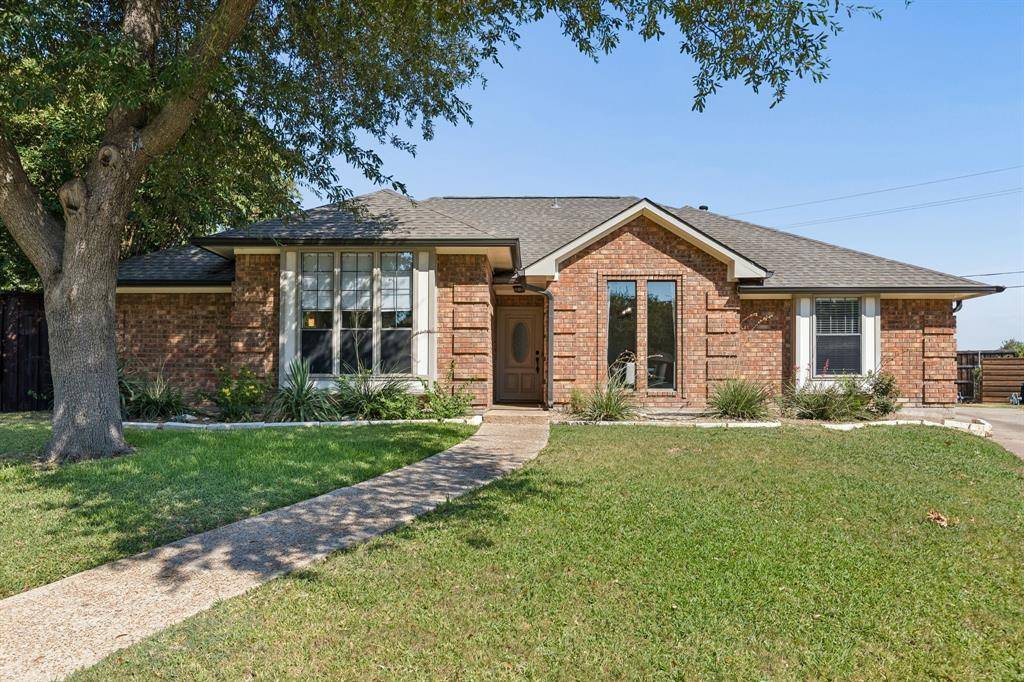 1015 Sandy Creek Drive, Allen, TX 75002