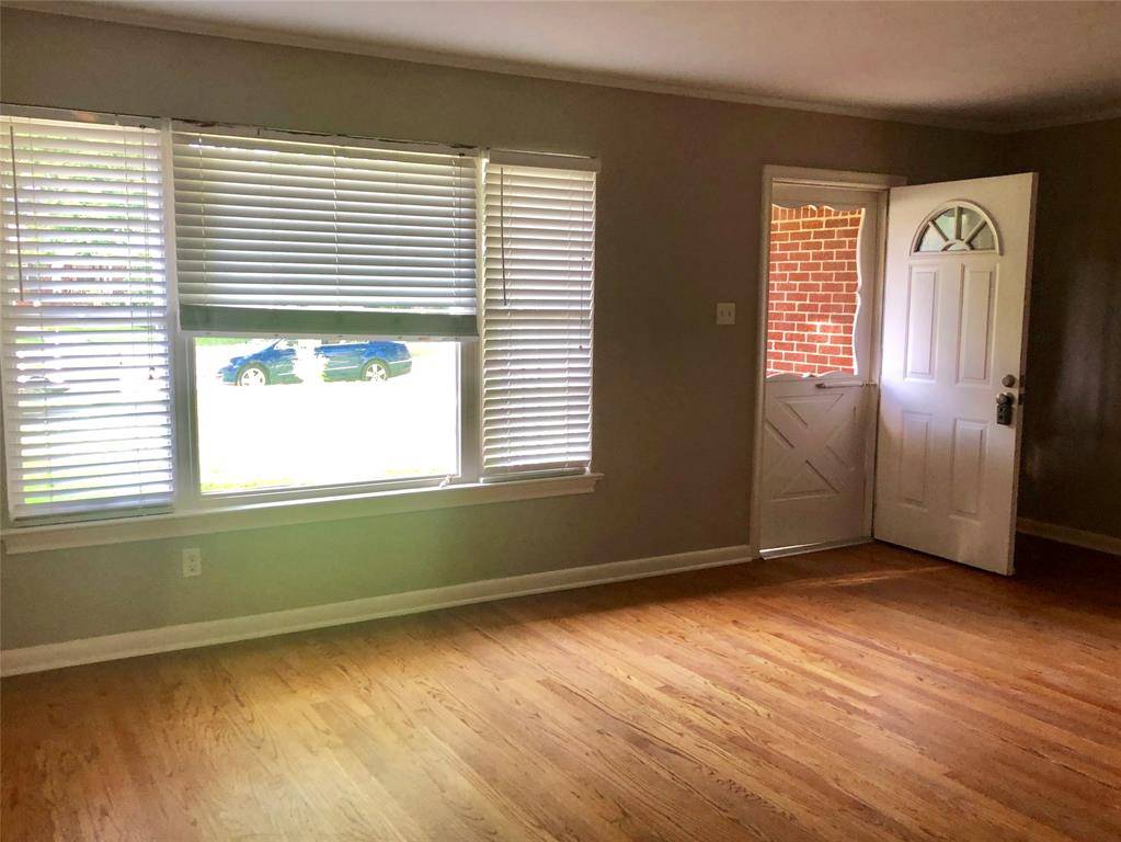 414 Pittman Street, Richardson, TX 75081