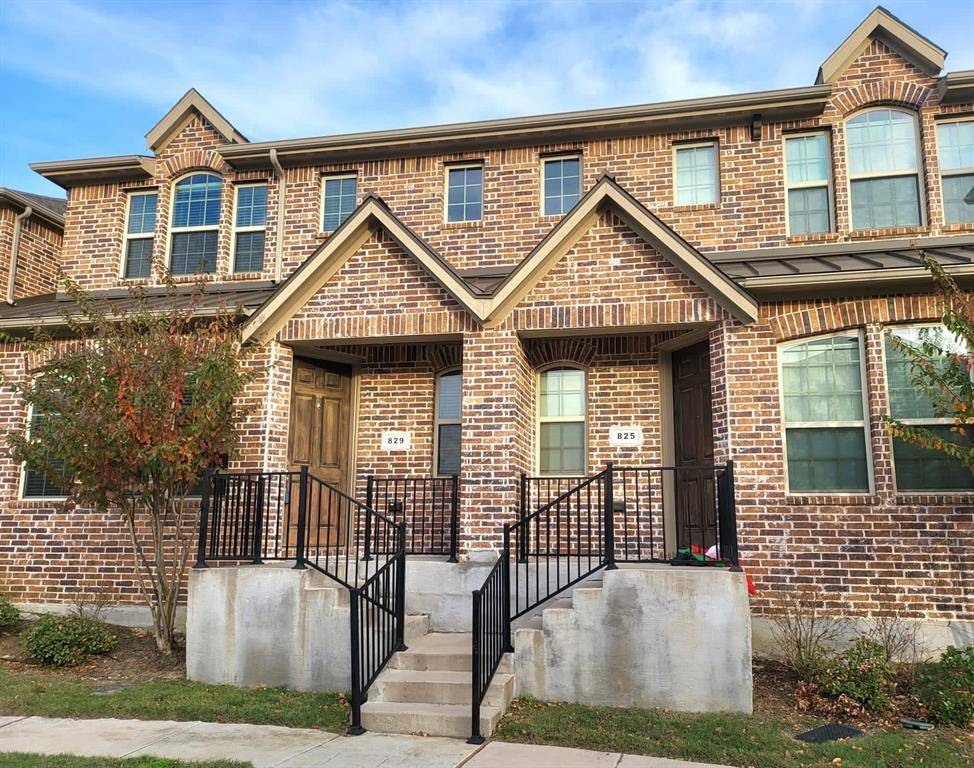 829 Ben Lane, Lewisville, TX 75056