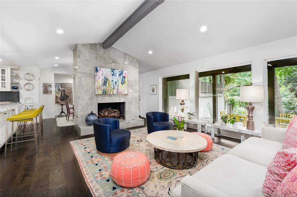 8242 San Cristobal Drive, Dallas, TX 75218
