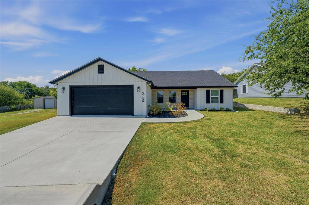 324 Hillcroft Road, Fort Worth, TX 76108