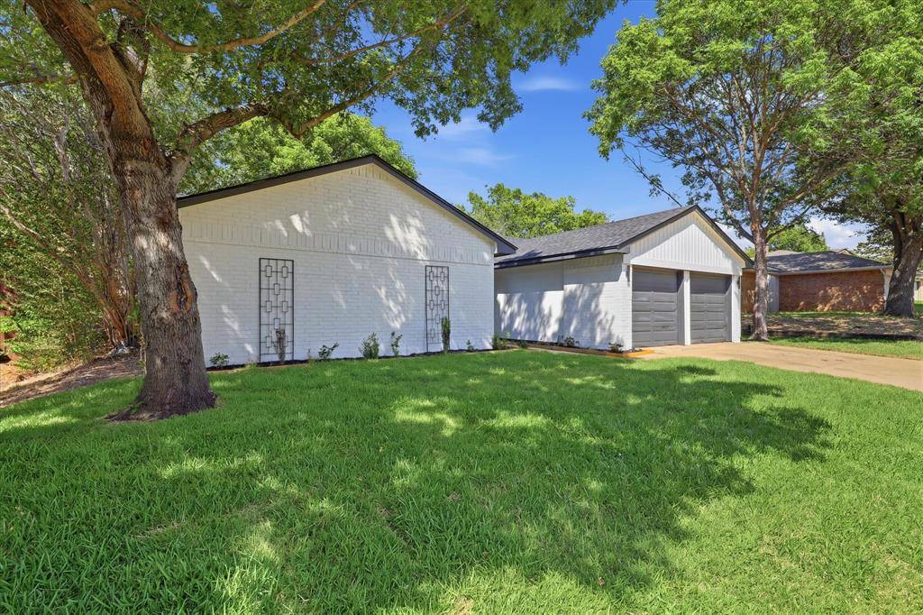 3405 Mill Ridge, Bedford, TX 76021