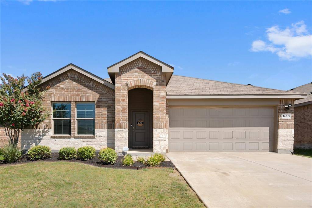 10321 Fort Belknap Trail, Crowley, TX 76036