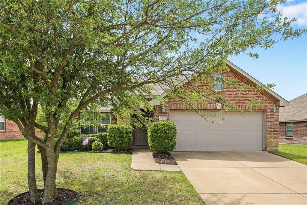807 Windflower Drive, Fate, TX 75087
