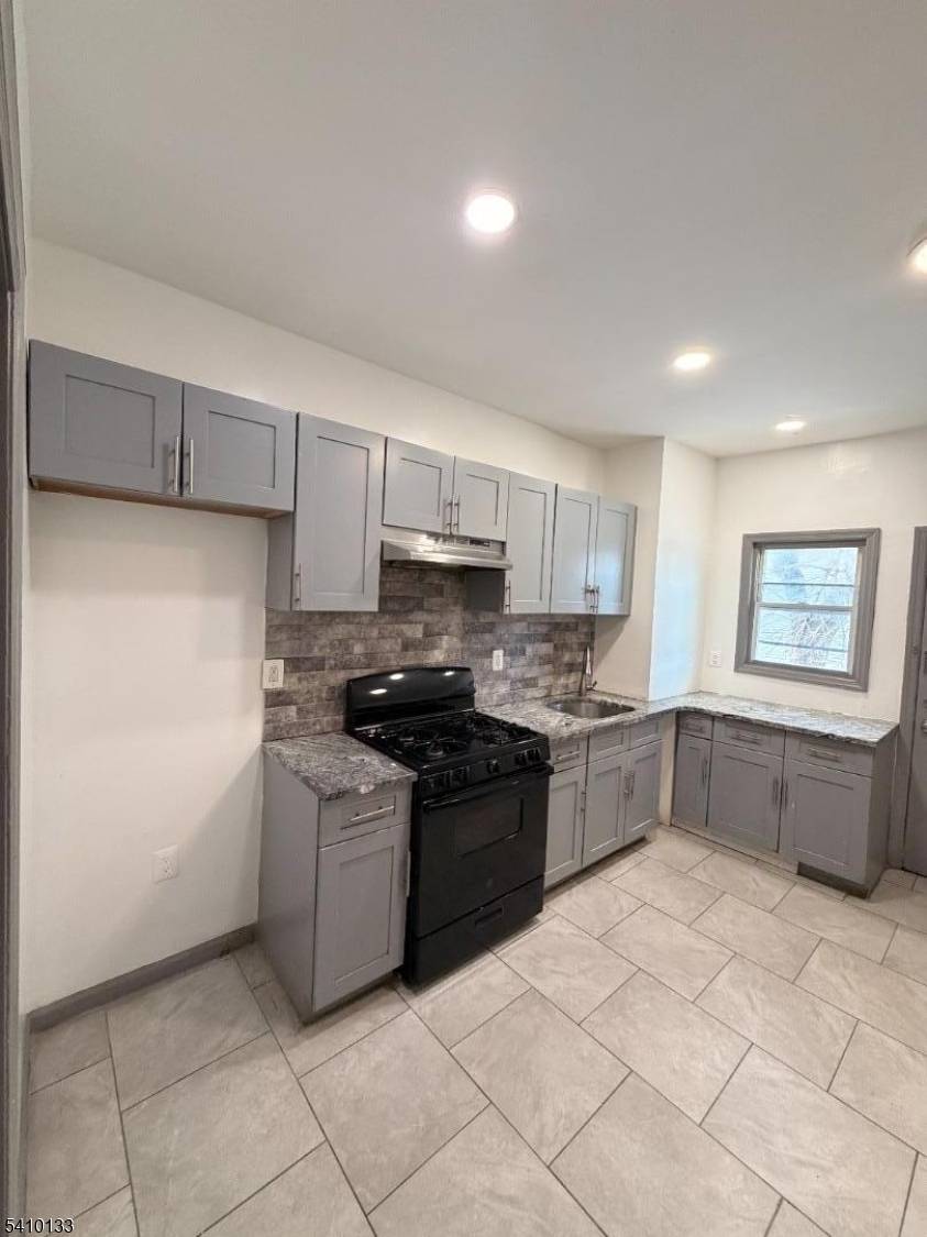 133 Mallory Ave, Jersey City, NJ 07304