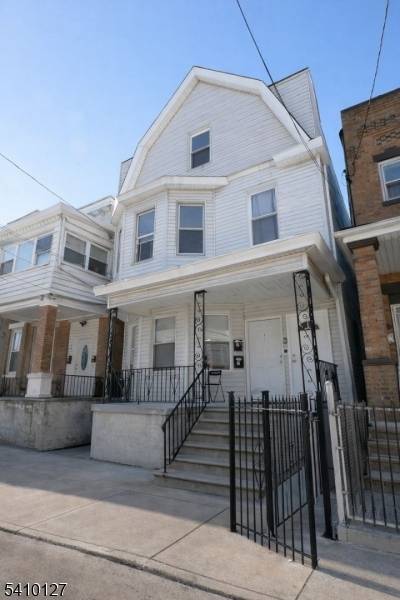 233 Bayview Ave, Jersey City, NJ 07305