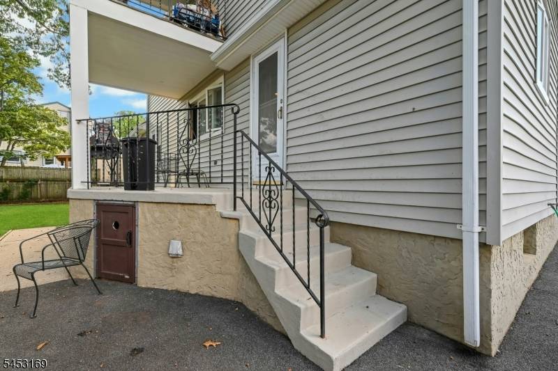 44 N 12Th St, Hawthorne Boro, NJ 07506