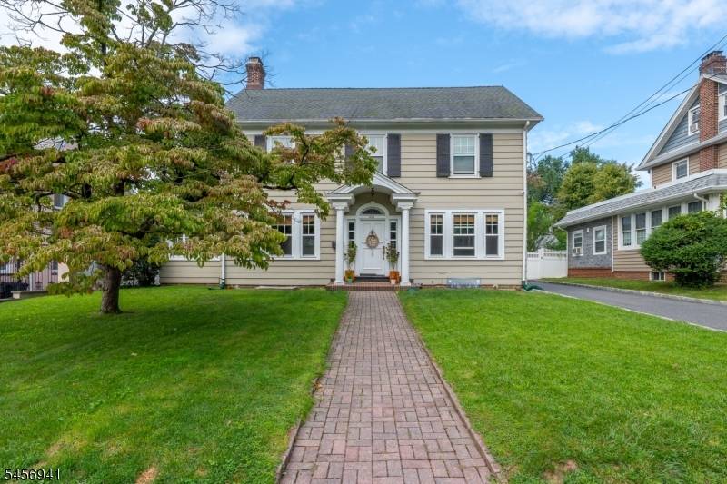 638 Union Ave, Elizabeth City, NJ 07208