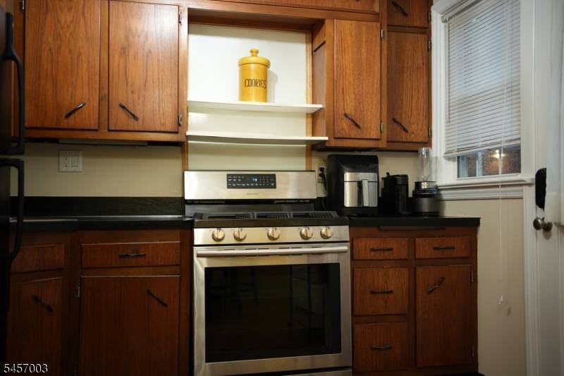 154 Boyden Avenue, Maplewood Twp., NJ 07040