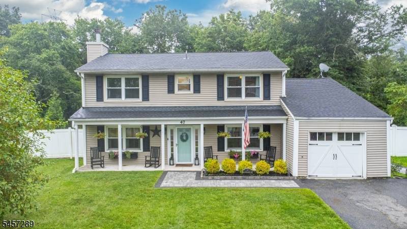 47 Biscay Dr, Mount Olive Twp., NJ 07836