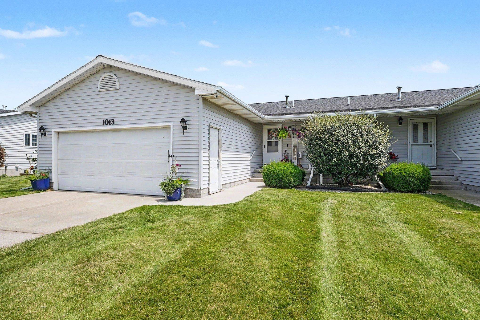 1013 Sweeney ST, Pleasant, MI 48858